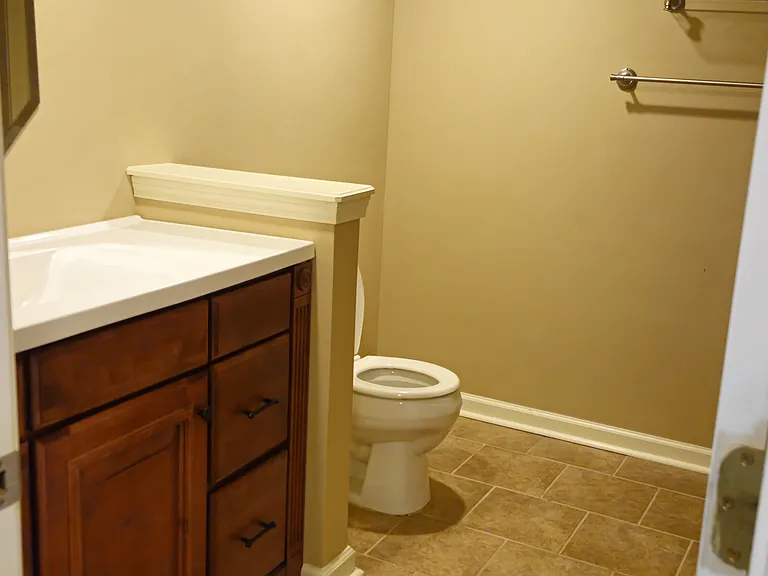 406 Old Towne Rd — Photo 29