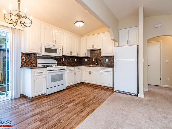 3rd image of 2476 Karen Dr #4