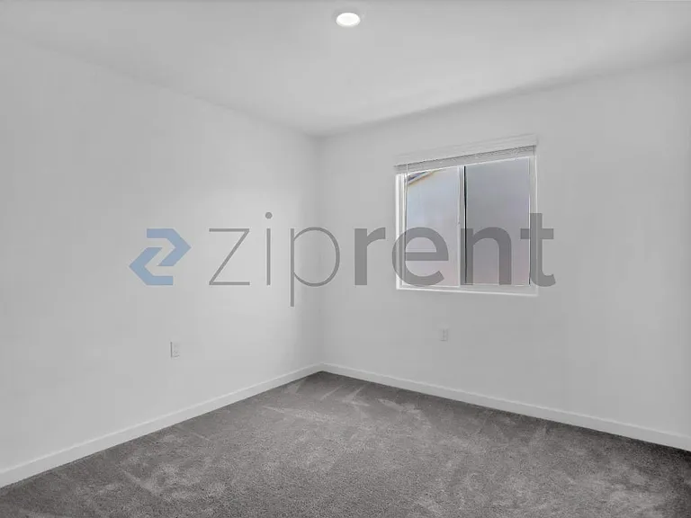 3396 N Vaughan Ave — Photo 30