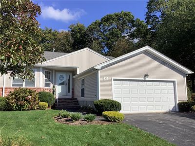 33 Hunters Run, North Providence, RI, 02904