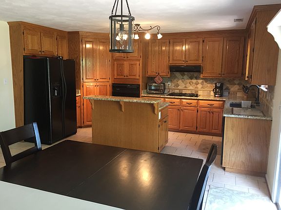 2nd image of 2352 Upper Greens Pl