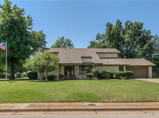 408 Canyon Rd, Edmond, OK 73034