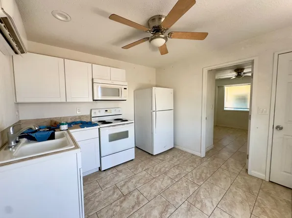 216 San Clemente, 216 San Clemente St #C, Needles, CA 92363
