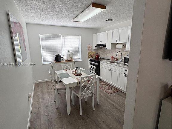 5th image of 191 NW 17th Ave #3