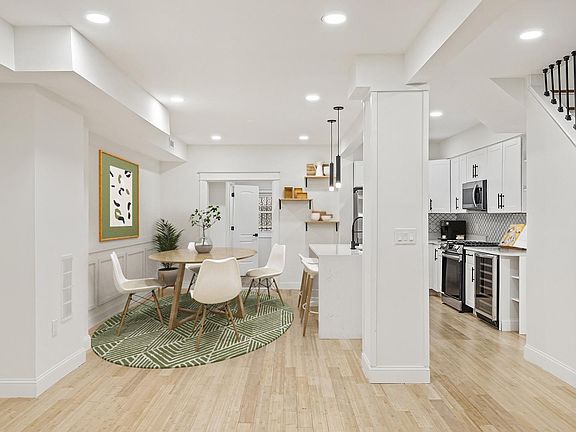 Optionally furnished common areas! Common areas can come beautifully furnished by our in-house design team for an additional fee.