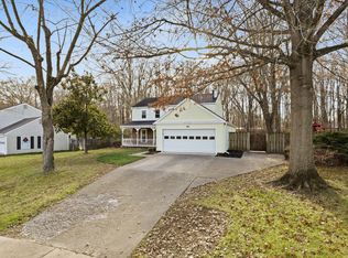 5512 Dunsmore Rd, Alexandria, VA 22315