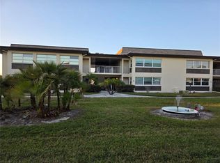 4712 Marine Pkwy APT 206, New Port Richey, FL 34652