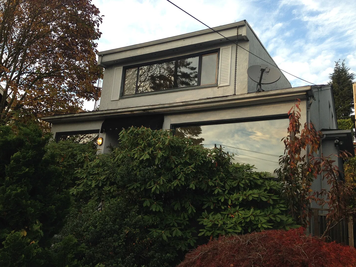 Great location on Queen Anne 2 bedrooms home with Space Needle view — Photo 2