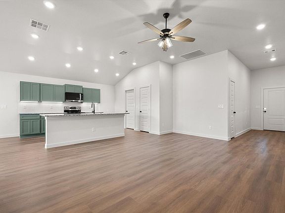 5th image of 2423 Aberdeen Ave