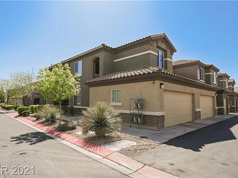 6868 Sky Pointe Dr #2051 — Photo 1