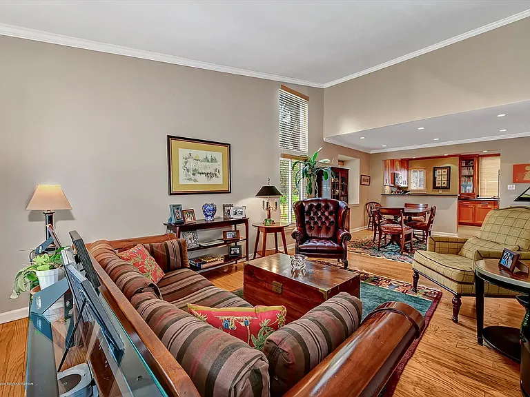 13 Helene Ct — Photo 6