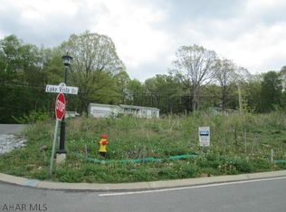 103 Lake Vista Dr, Altoona, PA 16602