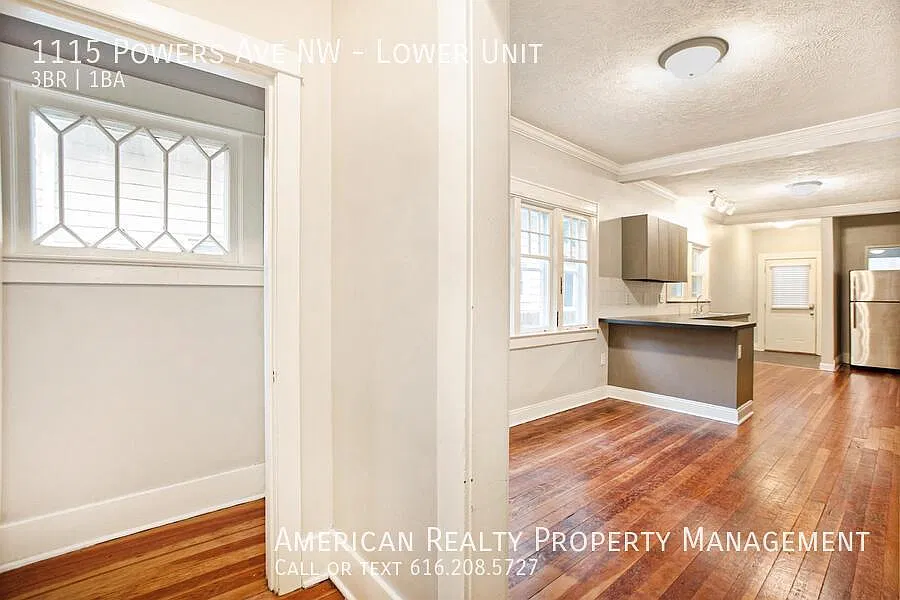 3 bed, 856 sqft, $1,600 — Photo 3