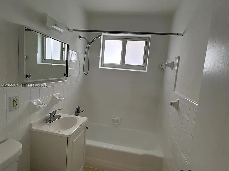 4250 NW 3rd St #4250 — Photo 13