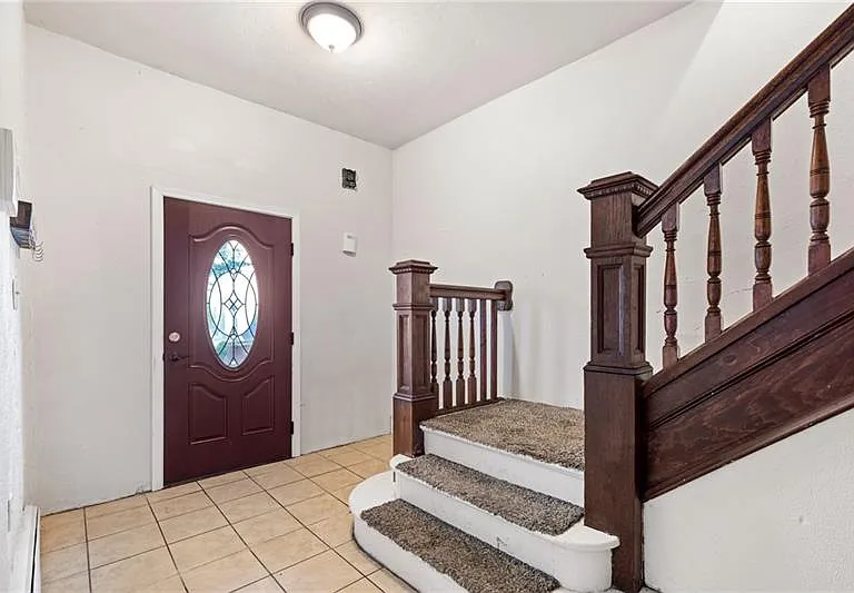 209 E Meyers St — Photo 25