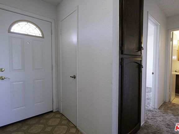 3rd image of 1240 W Langley Ave