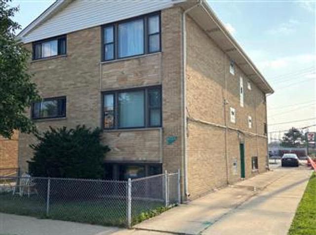 1st image of 4752 Rose St APT 2W