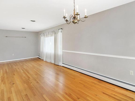 Dining Room/Living Room