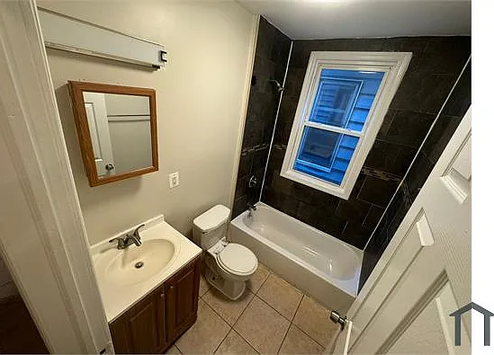 828 S 16th St #2 — Photo 4