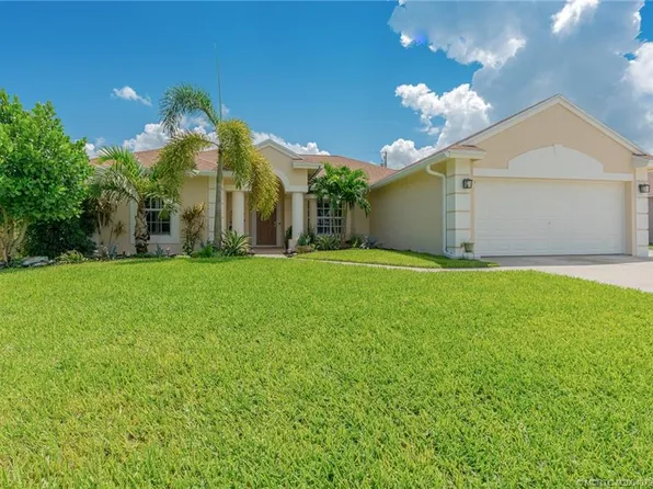 580 SW Laconic Ave, Port Saint Lucie, FL 34953