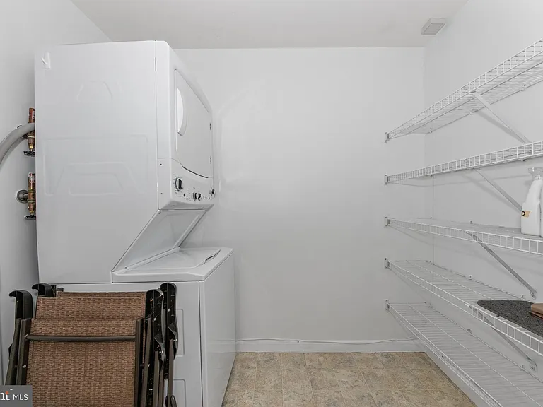 940 Astern Way #102A — Photo 15