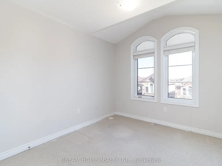 3070 Eberly Woods Dr — Photo 15