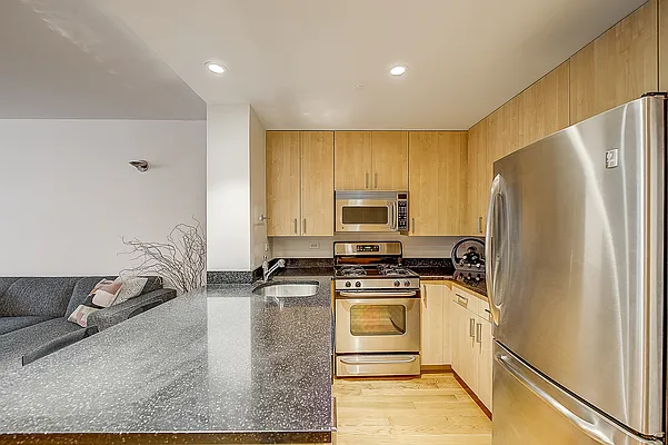 Sold by Redfin Real Estate | media 3