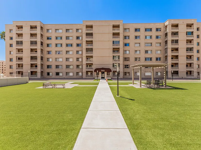 7950 E Camelback Rd #305 — Photo 20