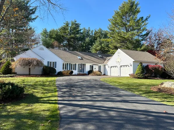 19 Fieldstone Dr, Hampstead, NH 03841