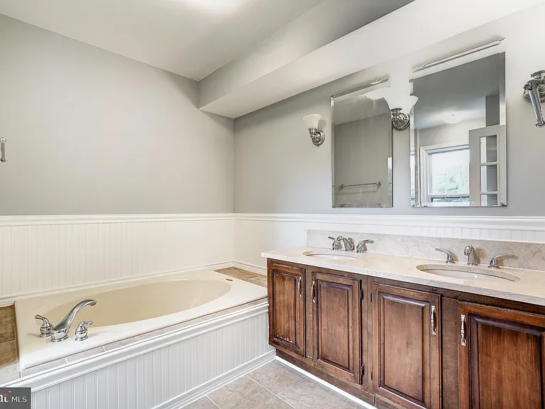 3827 Inverness Rd — Photo 19