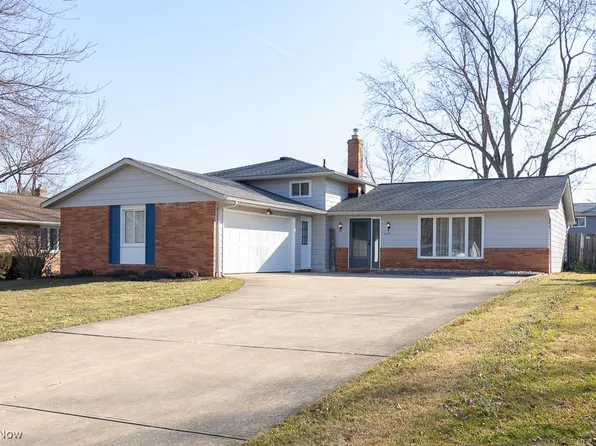 16137 Robindale Dr, Strongsville, OH 44136