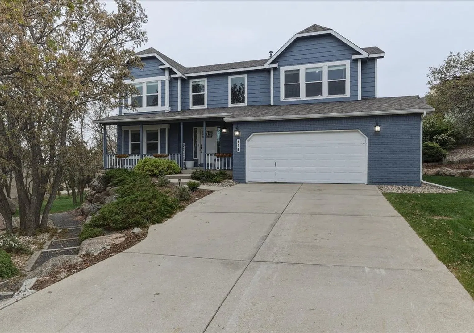 Mountain Views & Modern Comfort | Spacious 5BR Home in Cheyenne Mountain — Photo 1