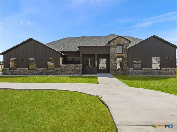 223 Double Creek Loop, Seguin, TX 78155