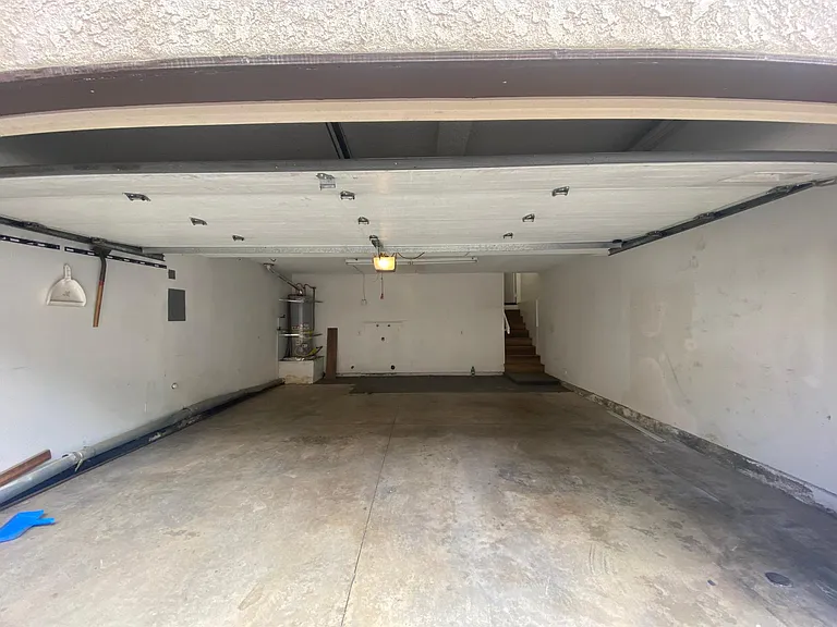 17 Rock Cliff Pl — Photo 35