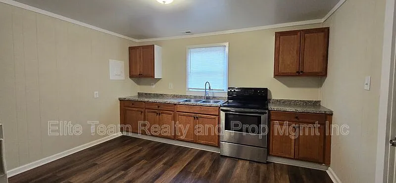 2 bed, 1.0 bath, 868 sqft, $960 — Photo 3
