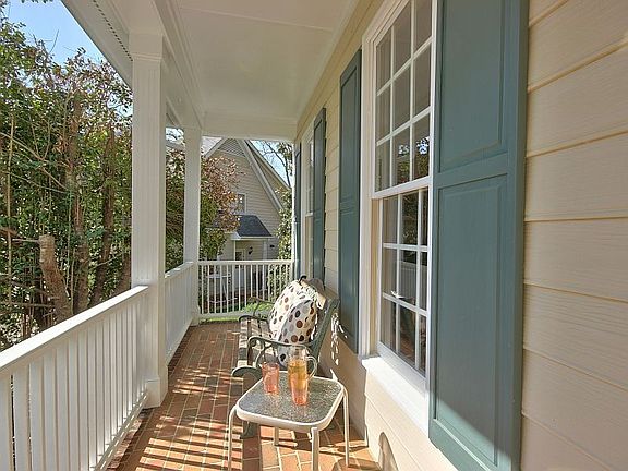 4th image of 104 Severn Ct