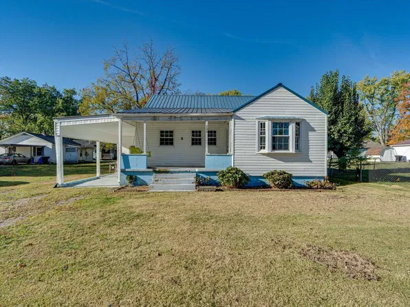 206 S Collins St, Tullahoma, TN 37388