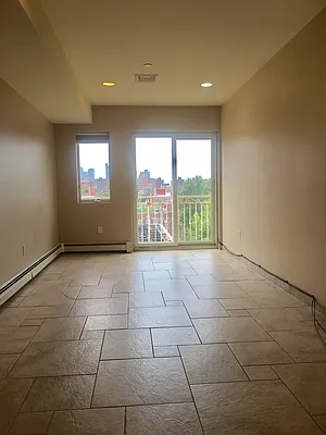 Rented by The MJS Group NY LLC | media 22