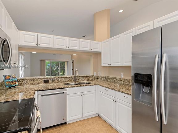 5th image of 7196 N Plum Tree Unit 321