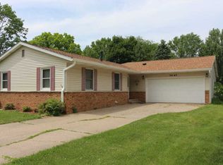 3521 19th Ave, Moline, IL 61265