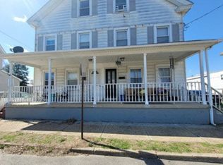121 N Repauno Ave, Gibbstown, NJ 08027