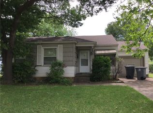 2630 Poinsettia Dr, Dallas, TX 75211
