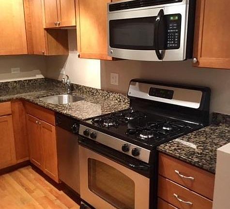 4th image of 626 W Wrightwood Ave APT 4E