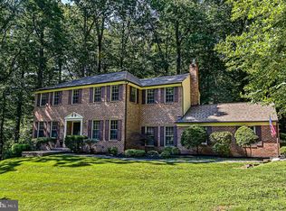 10991 Highridge St, Fairfax Station, VA 22039