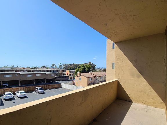 2nd image of 415 D St #24