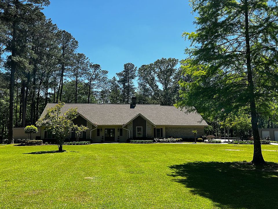 1st image of 20 Pine Lake Dr