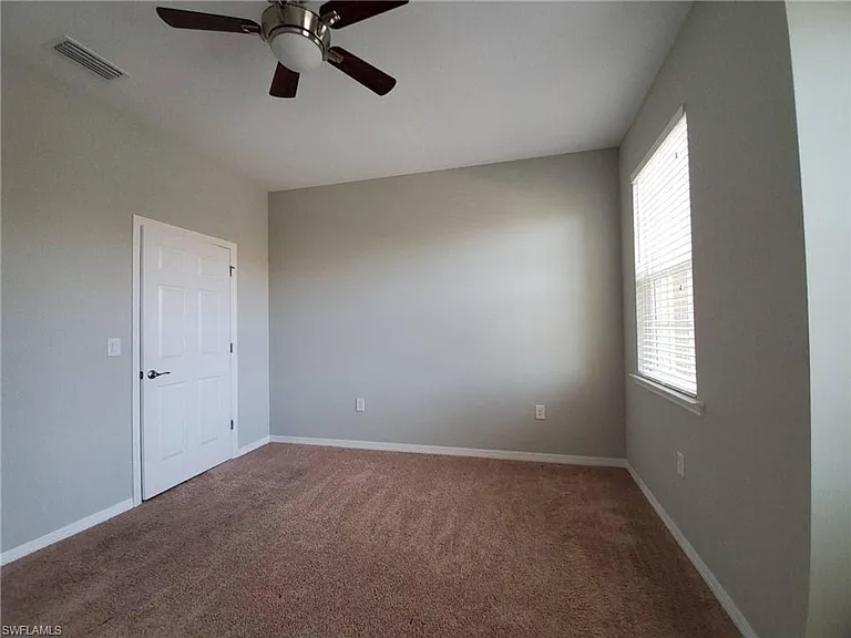 3878 Burrfield St — Photo 11