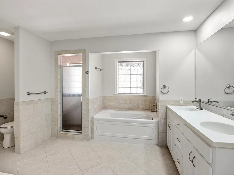 1100 Chapparal Dr — Photo 11