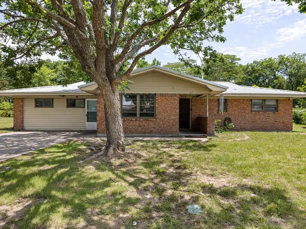 575 N Charlotte Ave, Stephenville, TX 76401