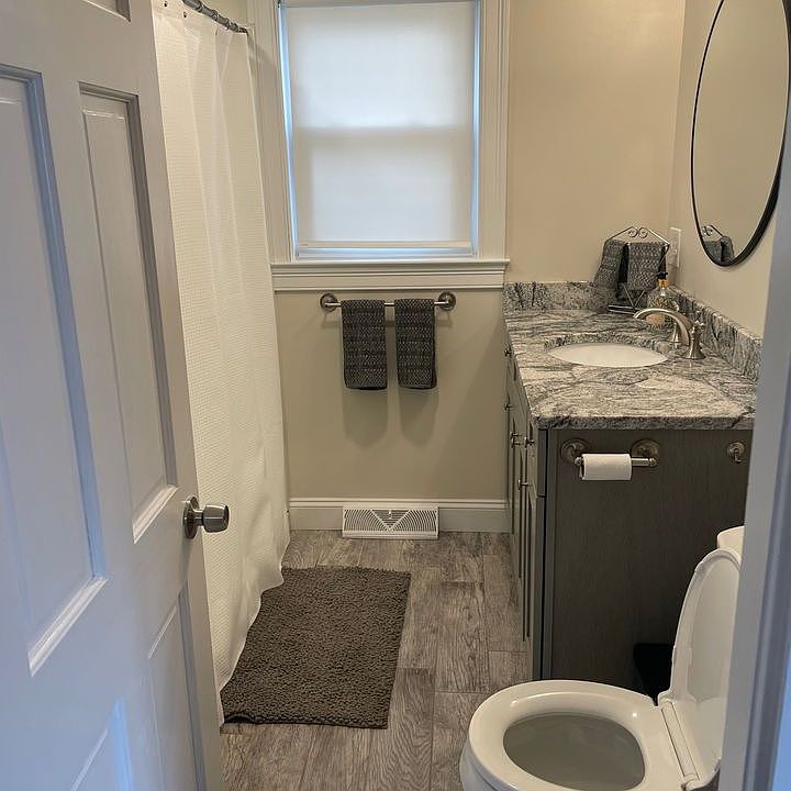 1st image of 15 Wood Ave #15